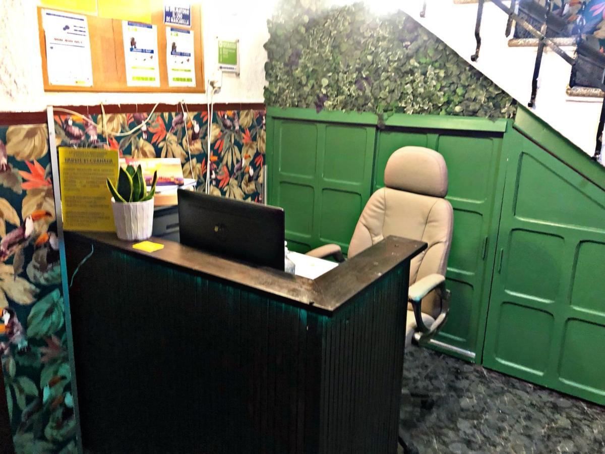 Barbieri Granada Pension ภายนอก รูปภาพ